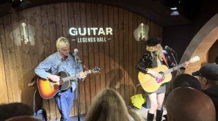 The Molotovs en el Guitar Legends Hall: muestra de una perfecta sinergia